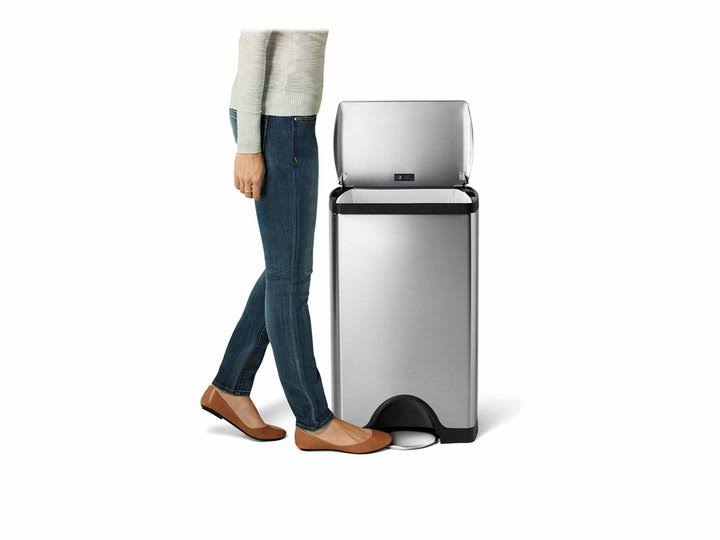 Rectangular Step Trash Can, Stainless Steel, 38 L / 10 Gal Q354083