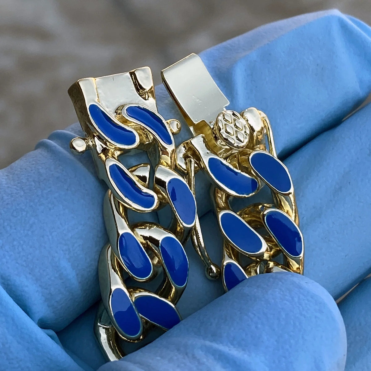 14K Gold Plated Miami Cuban Necklace Blue Enamel Chain 20" x 10.5 MM T1966