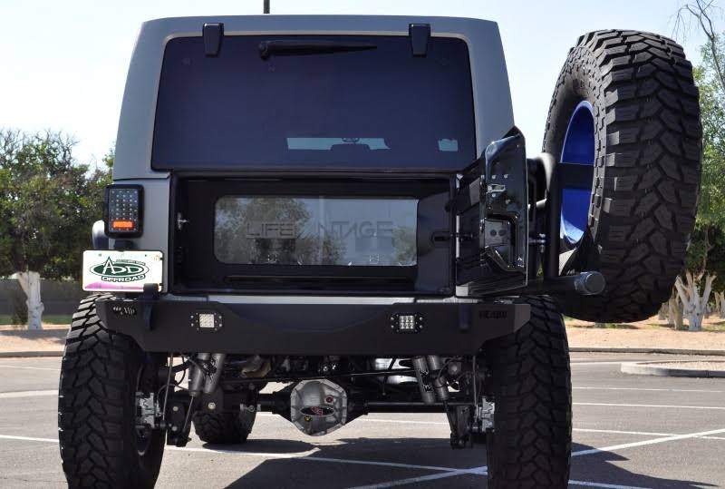 Stealth Fighter Tire Carrier Y833