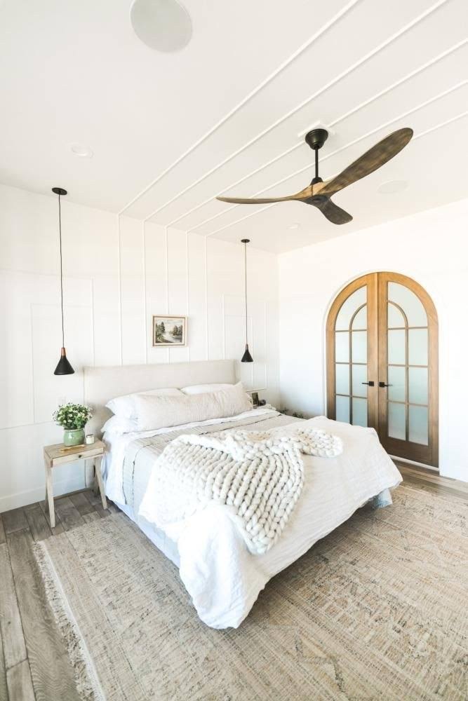 Matte White 60x22 Ceiling Fan Q7718