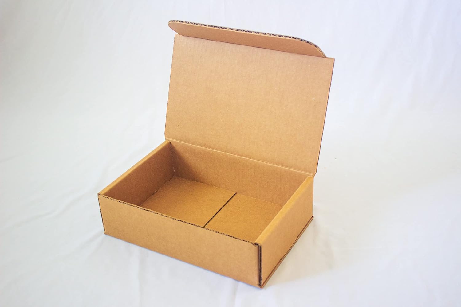 Comic Book Subscription Box Mailer Kits (10 Boxes + 10 Filler Pads) Pack of 2 T66377
