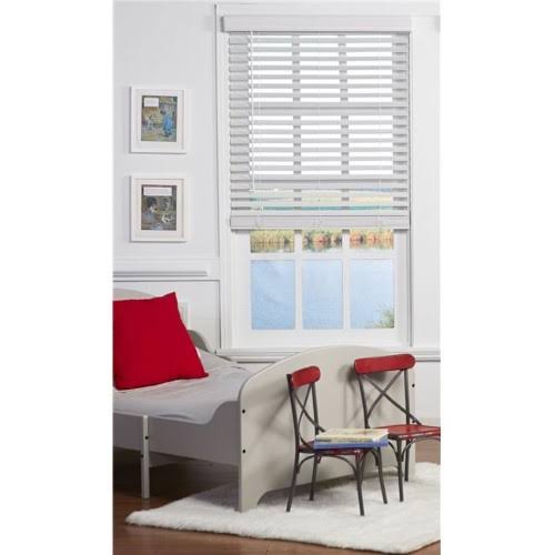 Cordless Faux Wood Blind White D8912