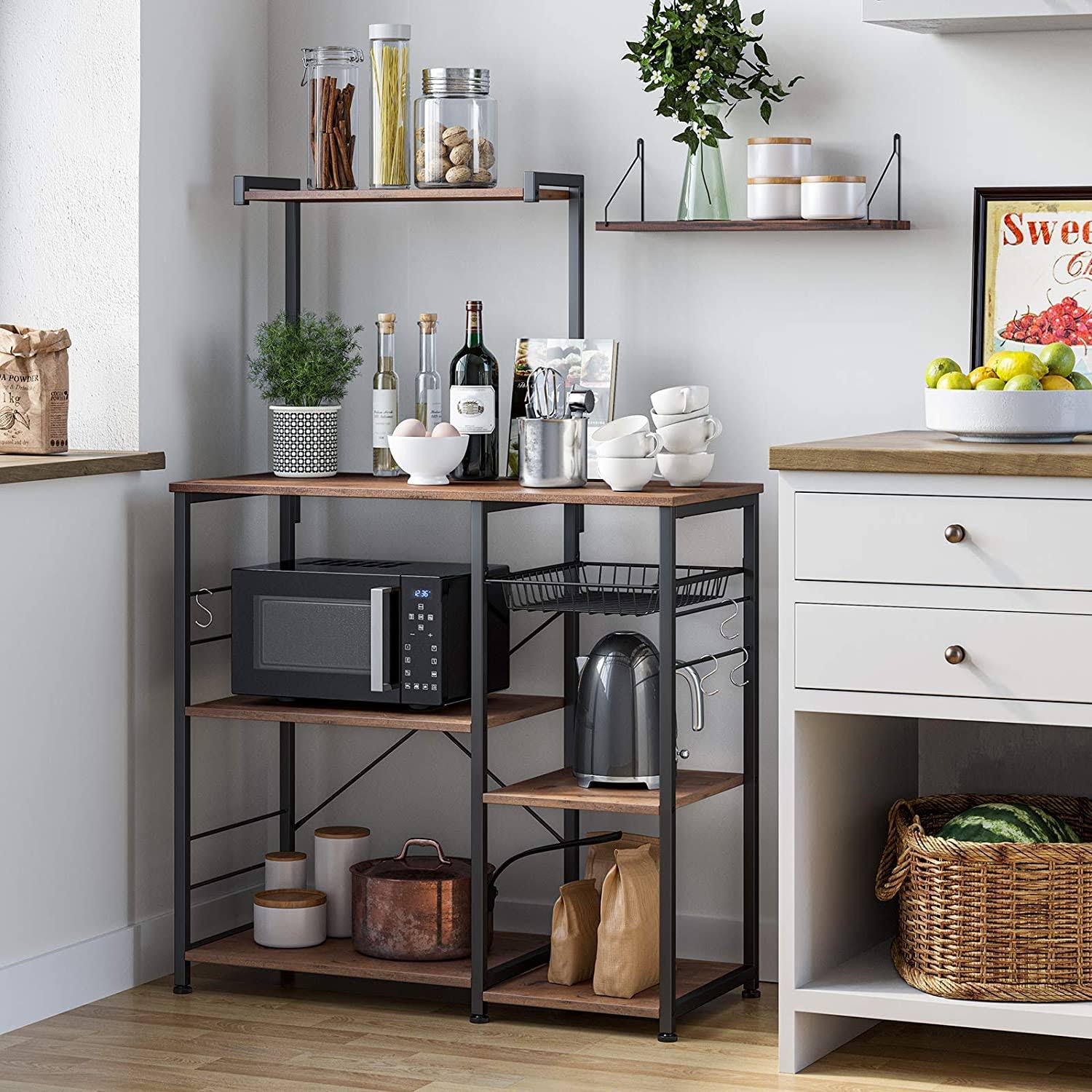 Wire Basket Baker’S Rack T917995