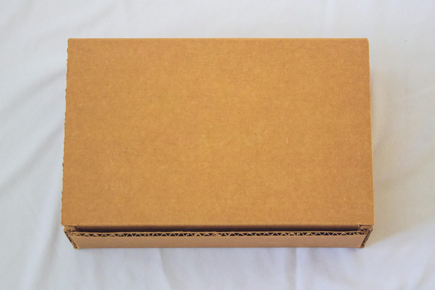 Comic Book Subscription Box Mailer Kits (10 Boxes + 10 Filler Pads) Pack of 2 T66377