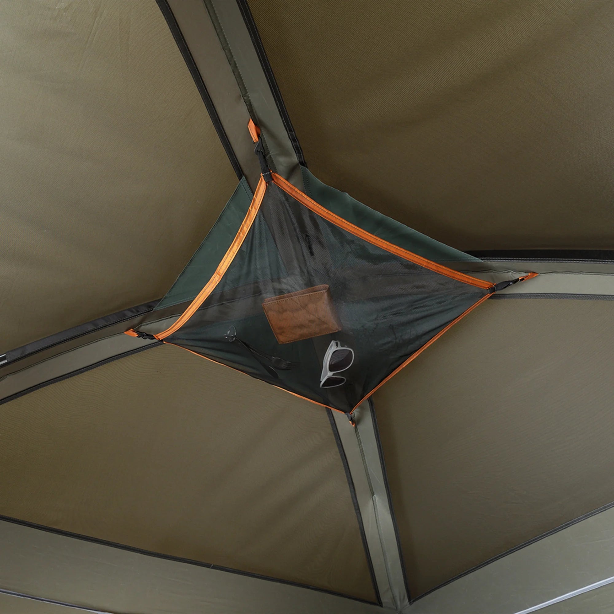 4P Pop-Up Hub Tent V523