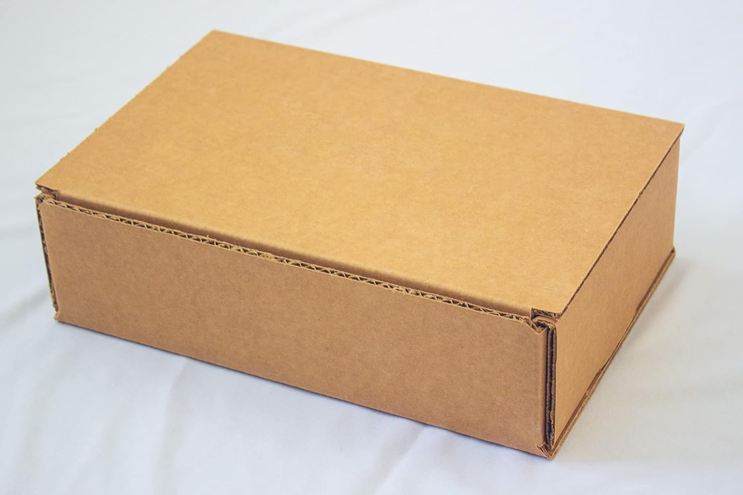 Comic Book Subscription Box Mailer Kits (10 Boxes + 10 Filler Pads) Pack of 2 T66377