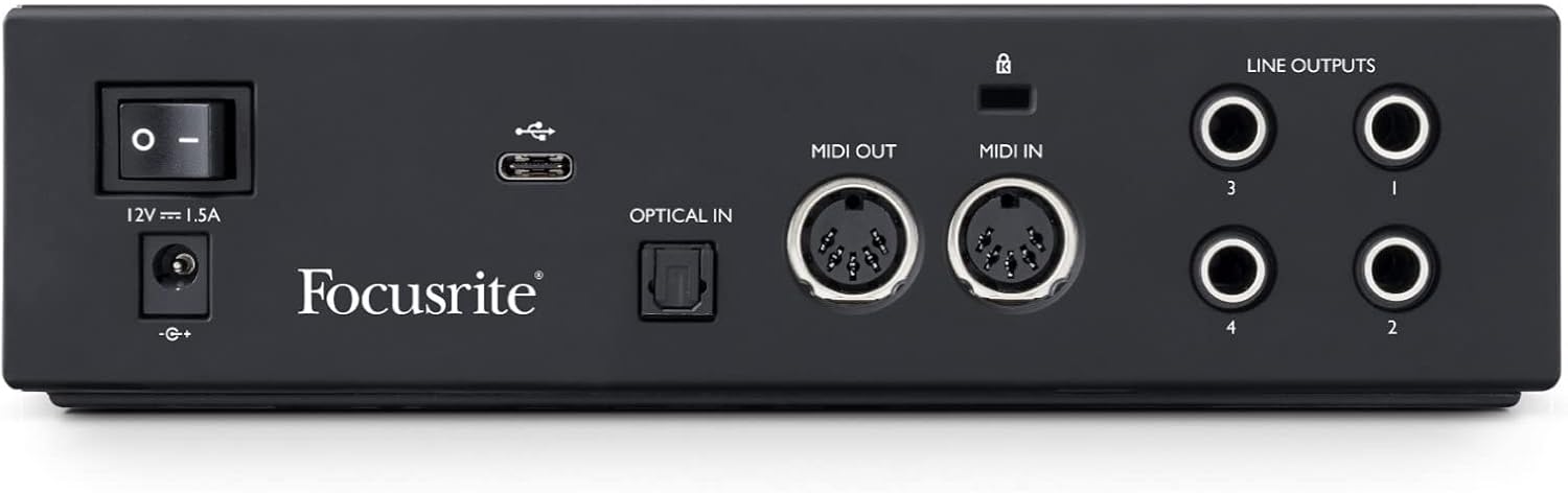 Audio Interface Bundle with Closed-Back Studio Headphones and XLR Cables Y870623