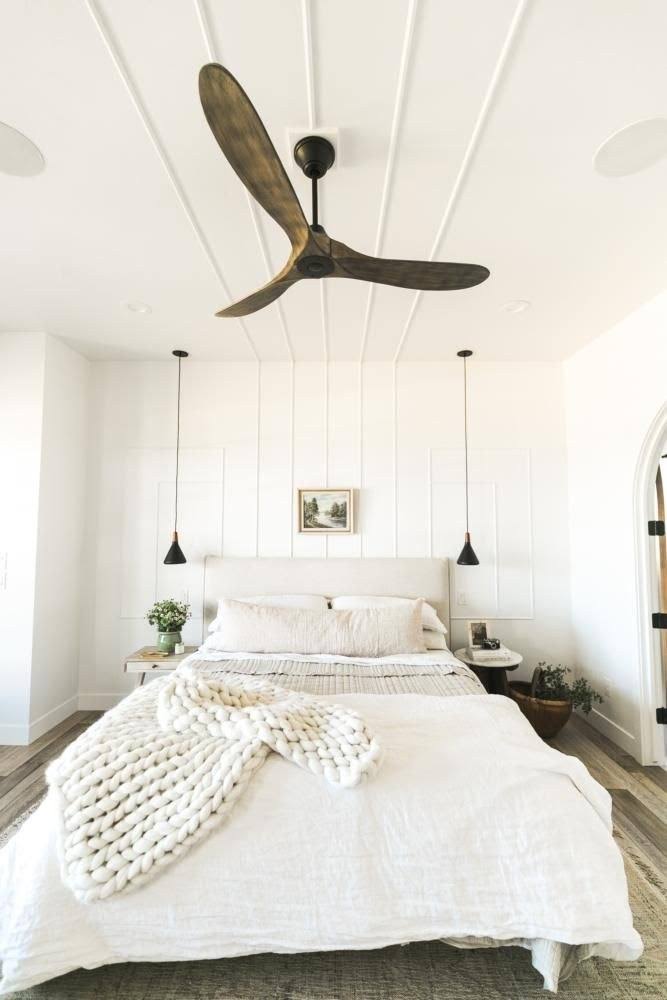 Matte White 60x22 Ceiling Fan Q7718