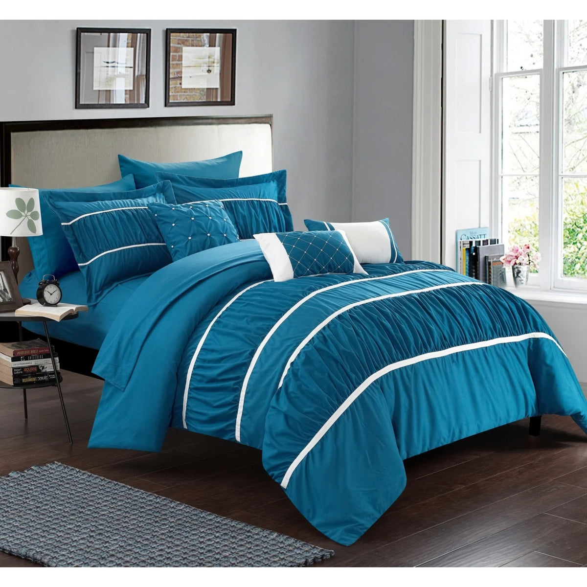 10 Piece Pleated and Ruffled Comforter and Sheet Set L19437