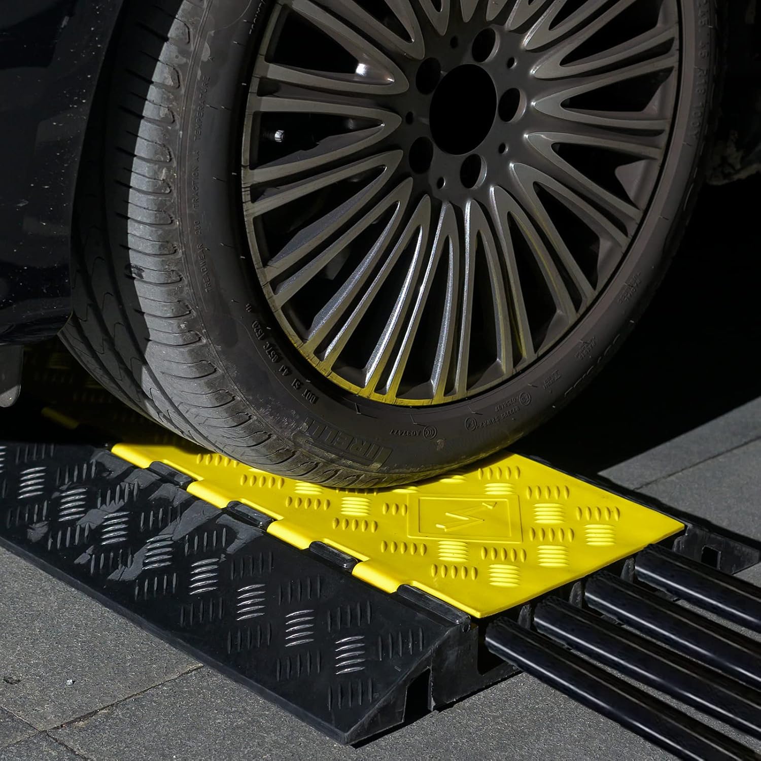 Cable Protector Ramp Pack of 2 PVC Rubber Heavy Duty 55000lbs Capacity O110