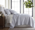 Blue Reversible Cotton Quilt Set with Two Pillow Shams Y77455